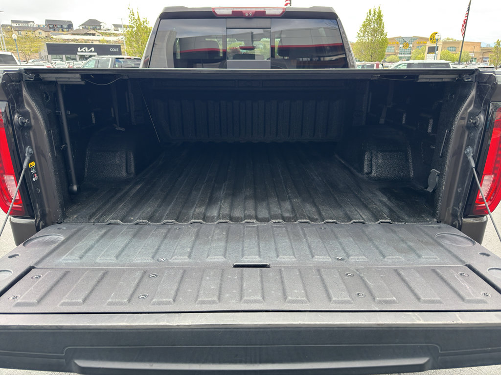 Used 2021 GMC Sierra 1500 SLT w/ Technology Package image 7