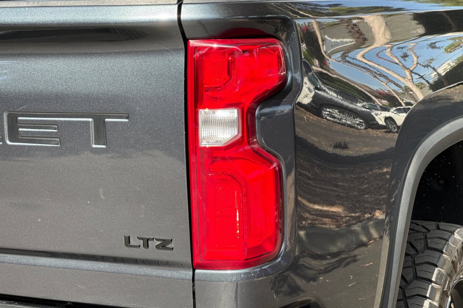 Used 2020 Chevrolet Silverado 2500 LTZ w/ LTZ Plus Package RWD image 28