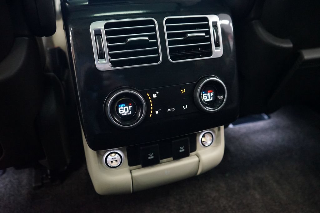Used 2019 Land Rover Range Rover HSE AWD/4WD image 17