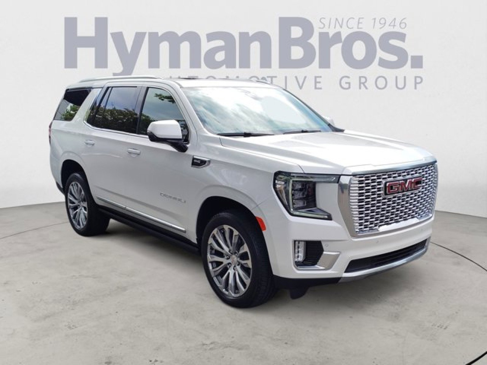 Used 2023 GMC Yukon Denali AWD/4WD image 1