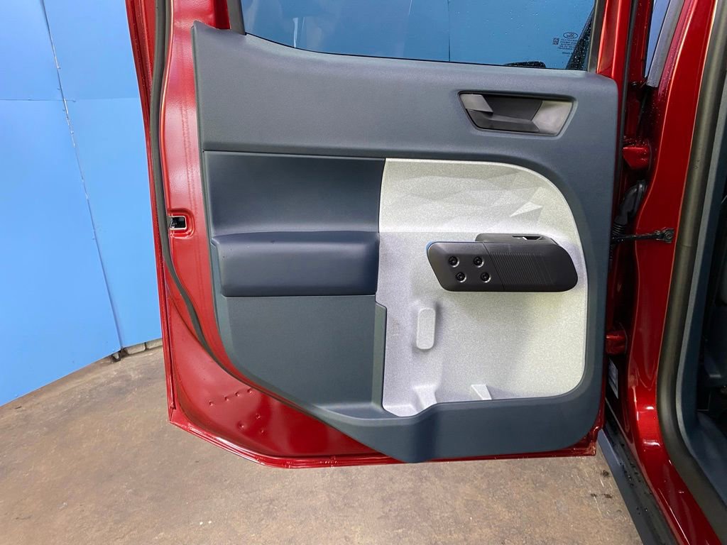 New 2025 Ford Maverick XLT w/ XLT Luxury Package image 34