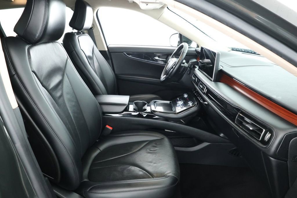 Used 2022 Lincoln Nautilus Reserve image 23