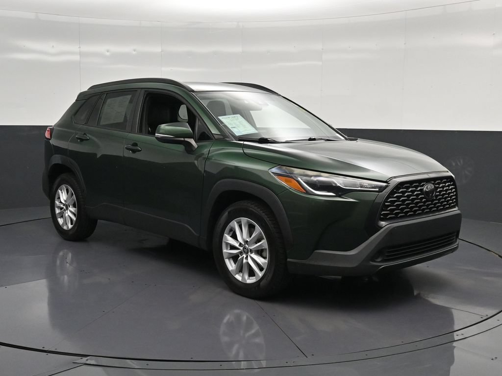 Used 2022 Toyota Corolla Cross LE FWD image 5