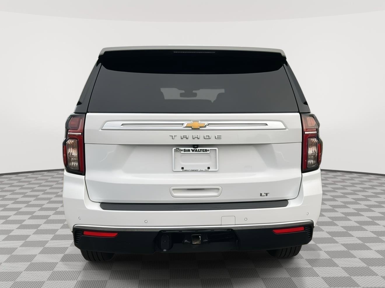 Used 2022 Chevrolet Tahoe LT w/ Luxury Package image 3