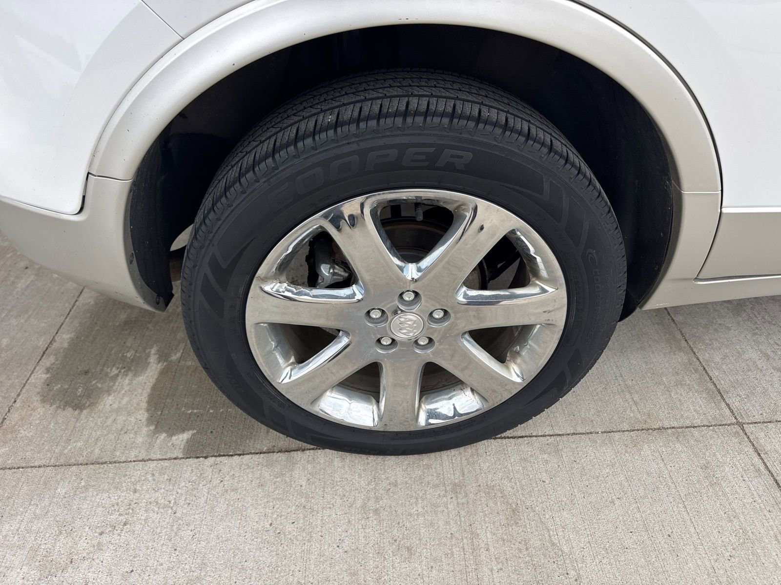 Used 2017 Buick Encore Premium w/ Experience Buick Package image 16