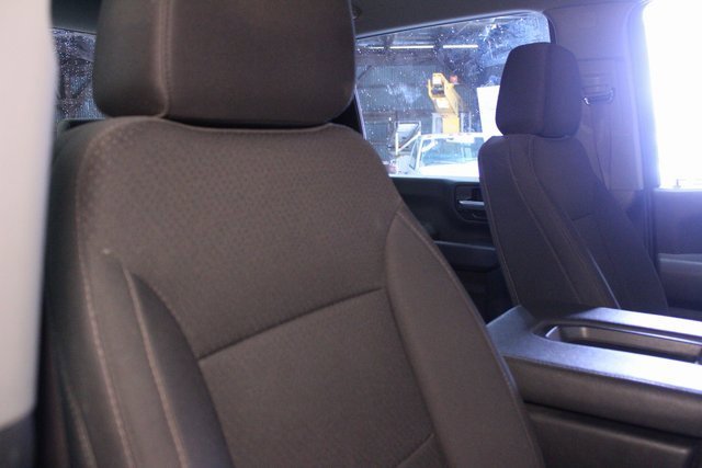 Used 2023 GMC Sierra 3500 Pro w/ Gooseneck/5TH Wheel Package image 10