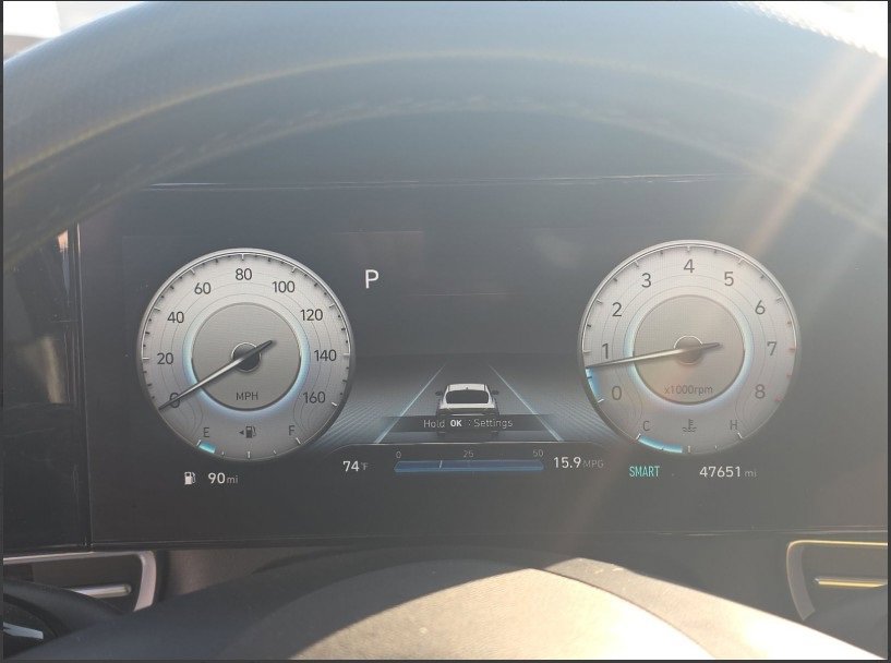 Used 2022 Hyundai Elantra Limited w/ Cargo Package image 22