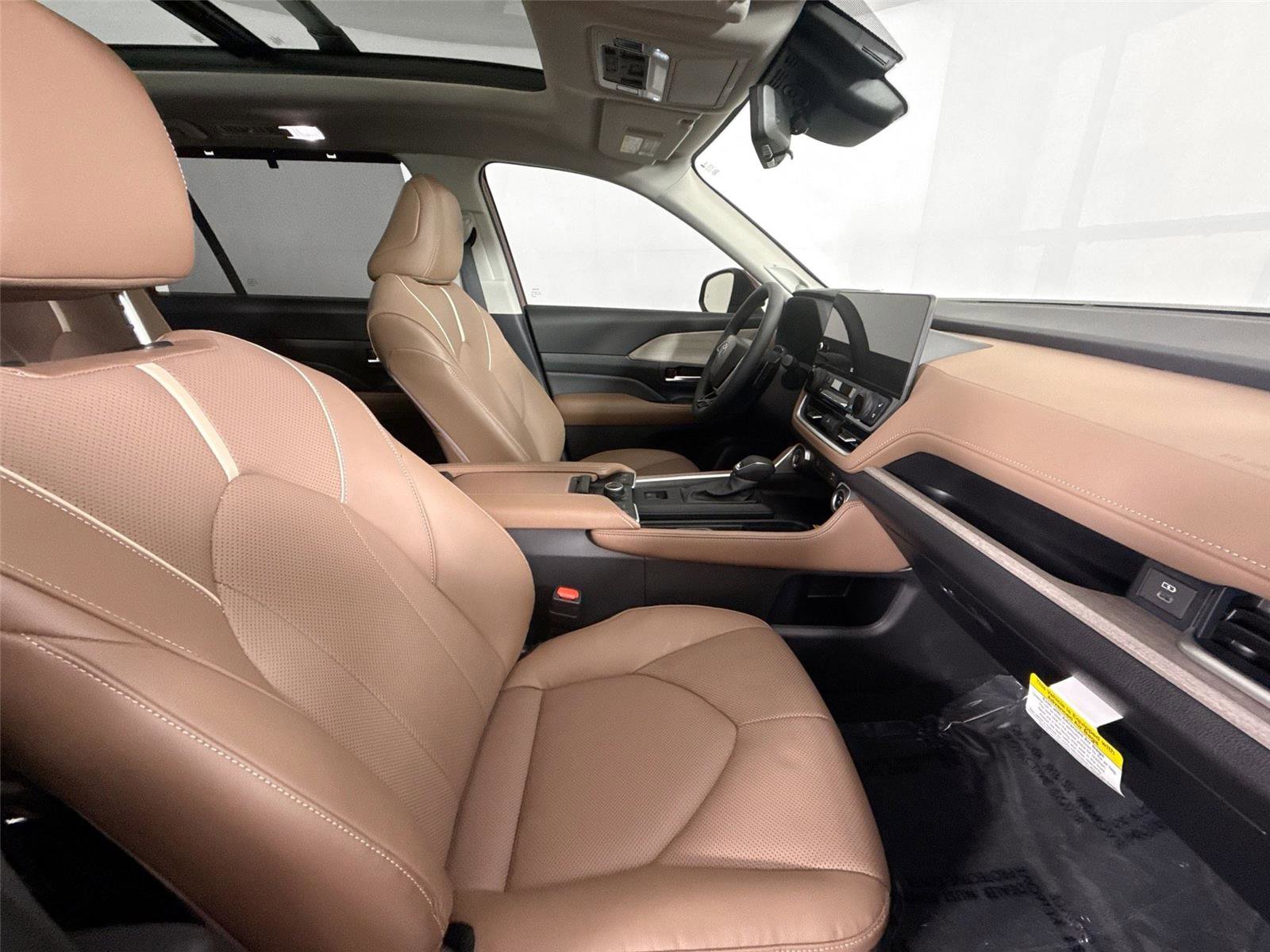 Certified 2026 Toyota Grand Highlander Platinum image 49