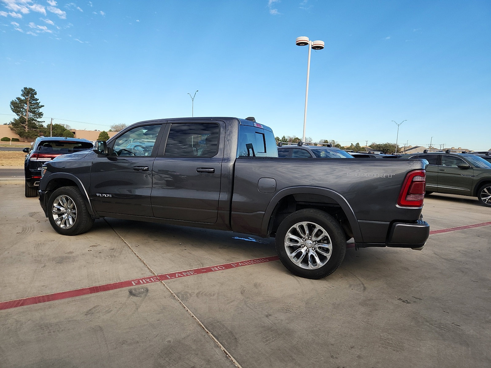 Used 2022 RAM 1500 Laramie w/ Sport Appearance Package image 4