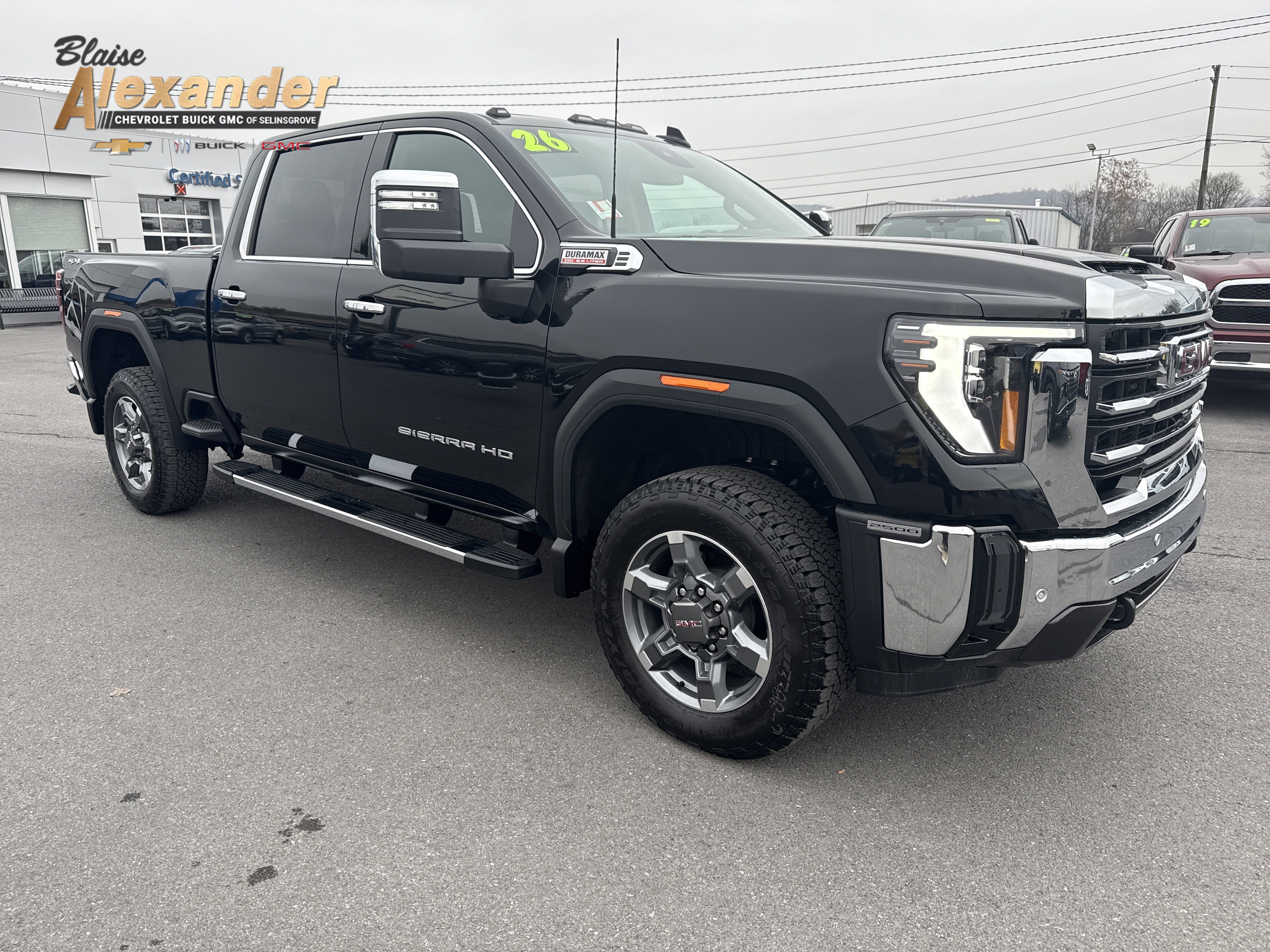 New 2026 GMC Sierra 2500 SLT w/ SLT Convenience Package image 1