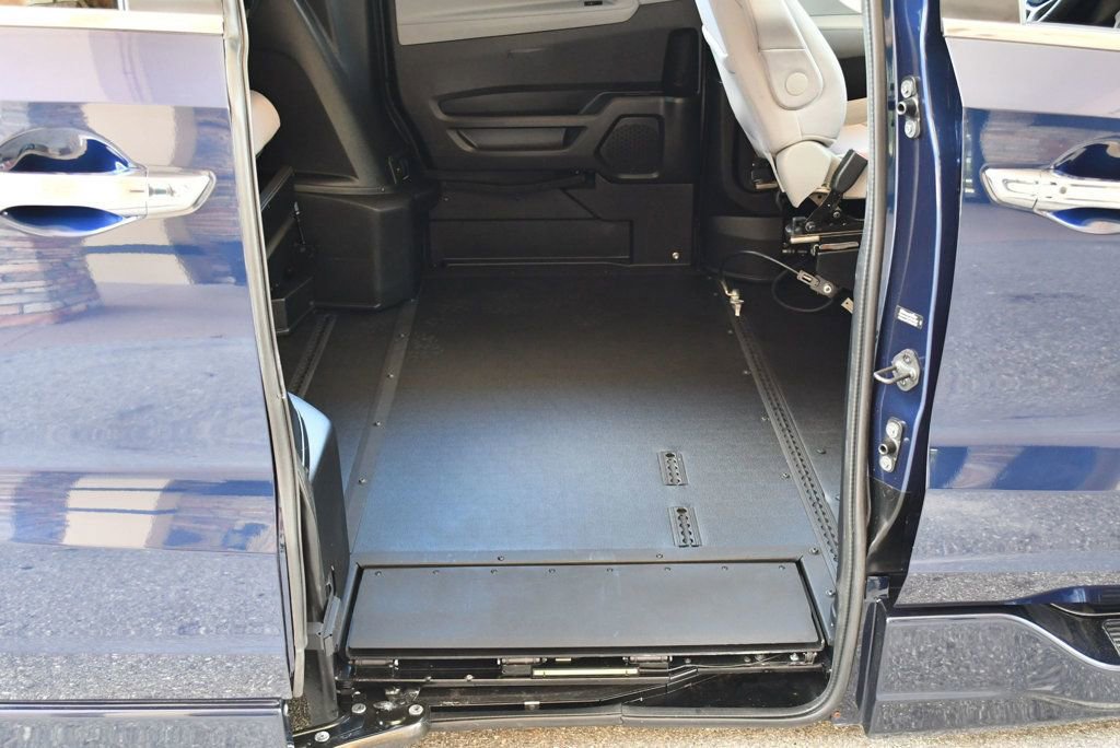 Used 2019 Honda Odyssey EX image 68
