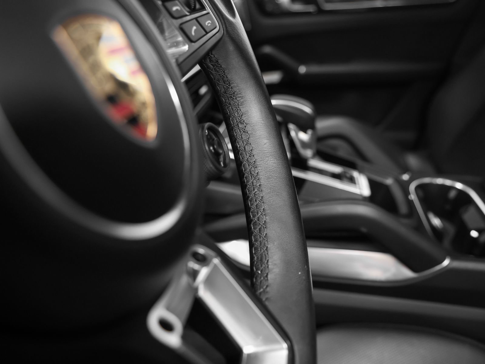 Certified 2023 Porsche Cayenne Turbo S AWD/4WD image 41
