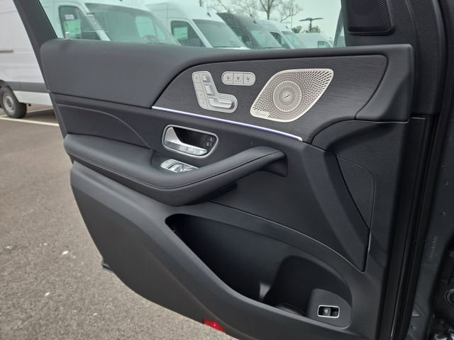 New 2026 Mercedes-Benz GLS 450 4MATIC image 22