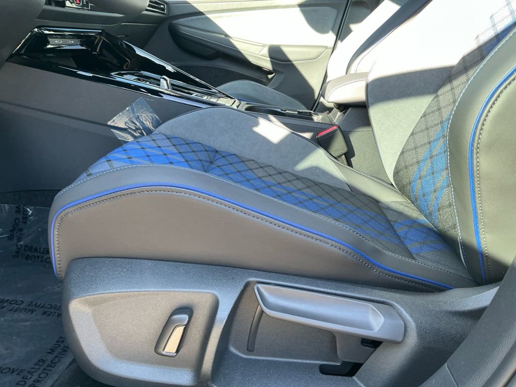 New 2026 Volkswagen Golf w/ Euro Style Package image 24