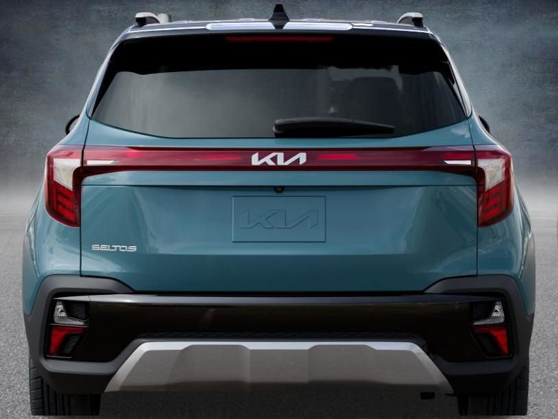 Used 2026 Kia Seltos S FWD image 14