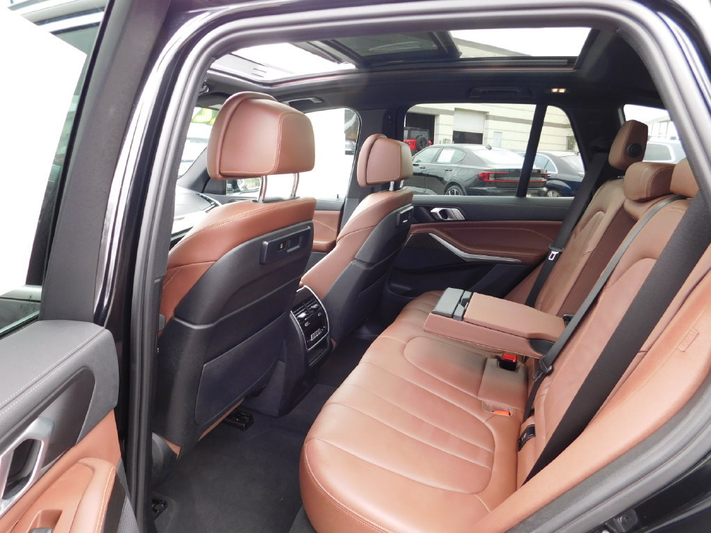 Used 2022 BMW X5 xDrive40i AWD/4WD image 15