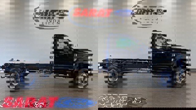 New 2024 Ford F550 4x4 Regular Cab Super Duty image 1