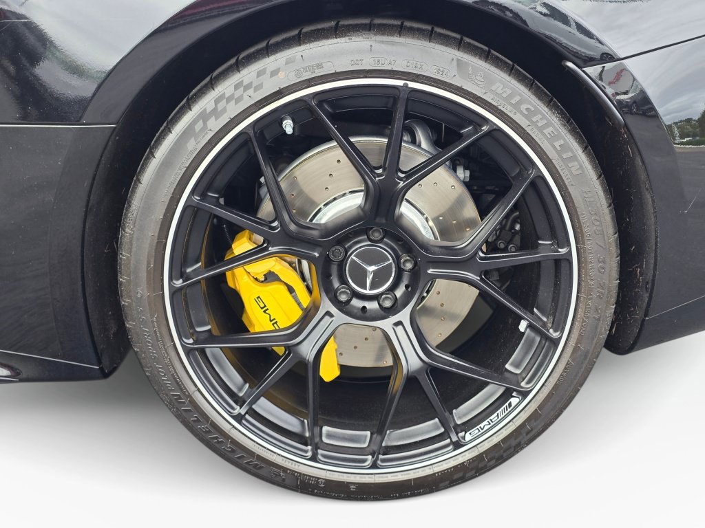 Used 2025 Mercedes-Benz AMG GT 63 image 33
