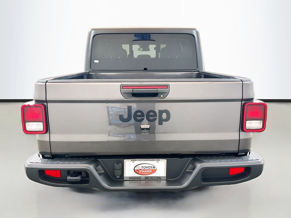 Used 2024 Jeep Gladiator Sport image 5