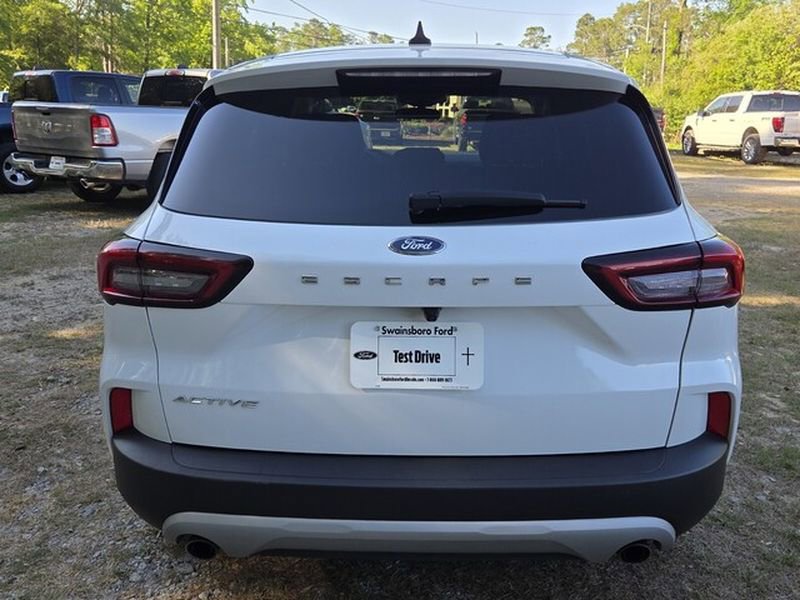Used 2024 Ford Escape Active FWD image 12