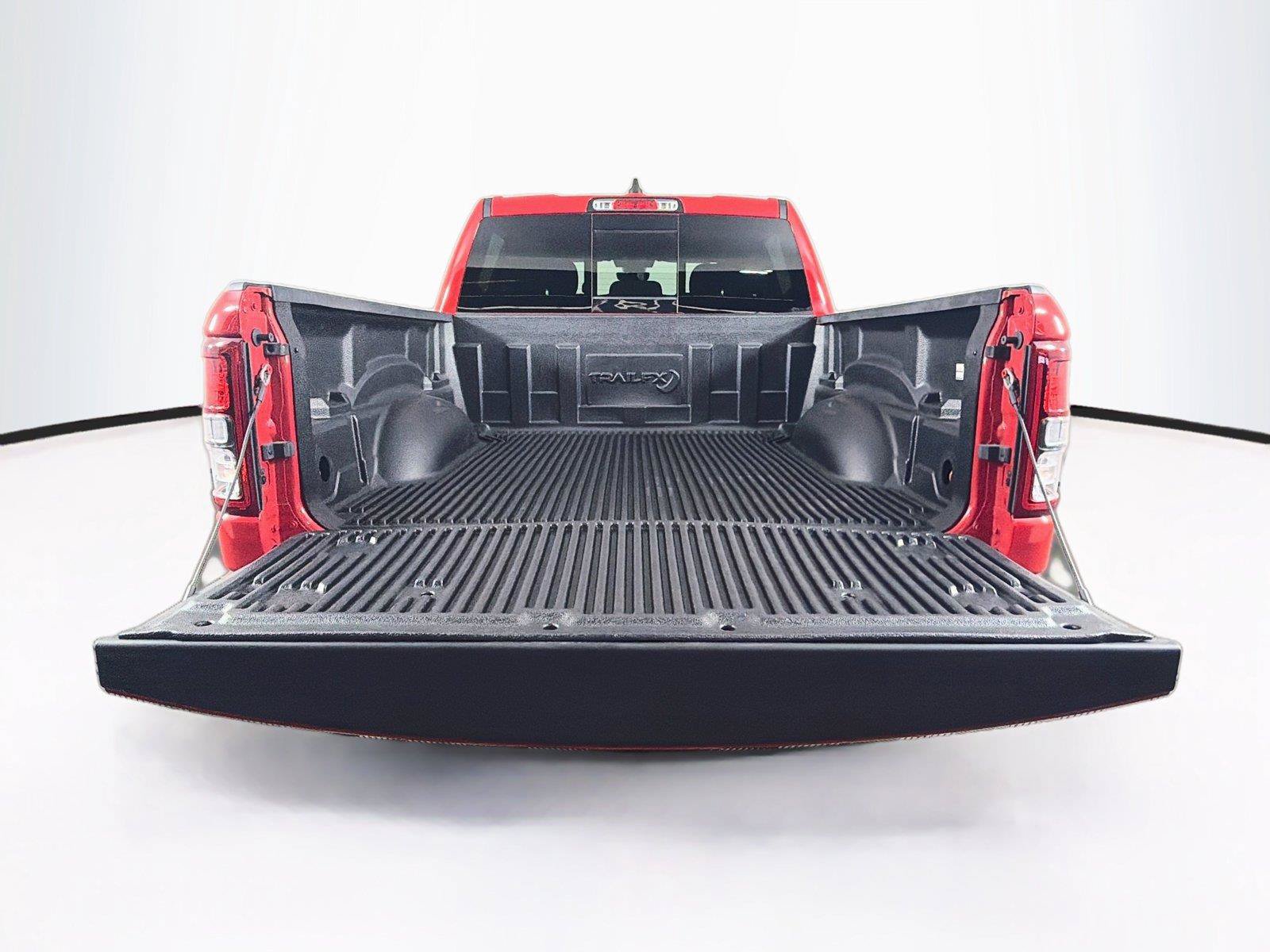 Used 2023 RAM 1500 Big Horn AWD/4WD image 14