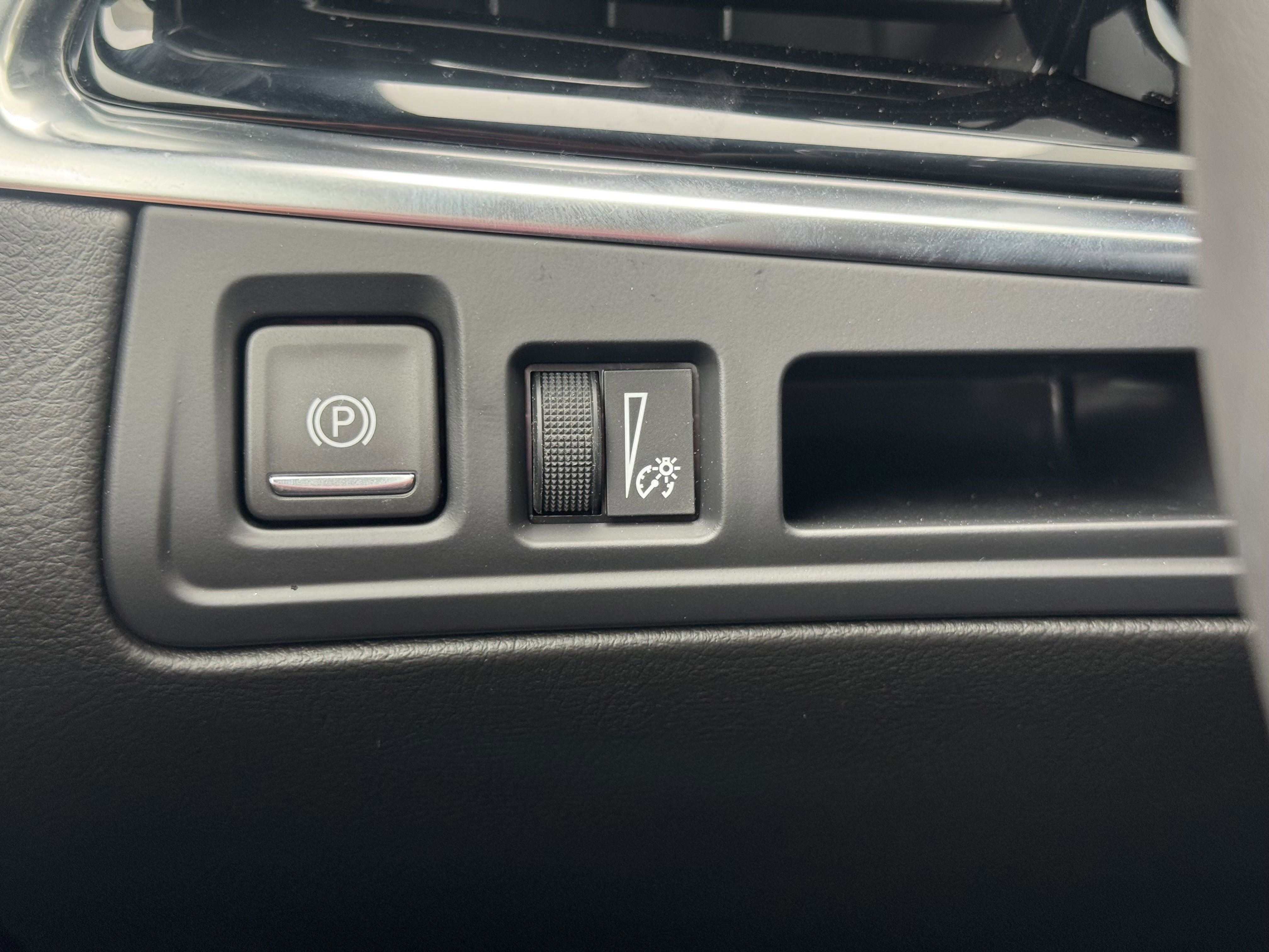 New 2025 Cadillac XT6 Premium Luxury image 30