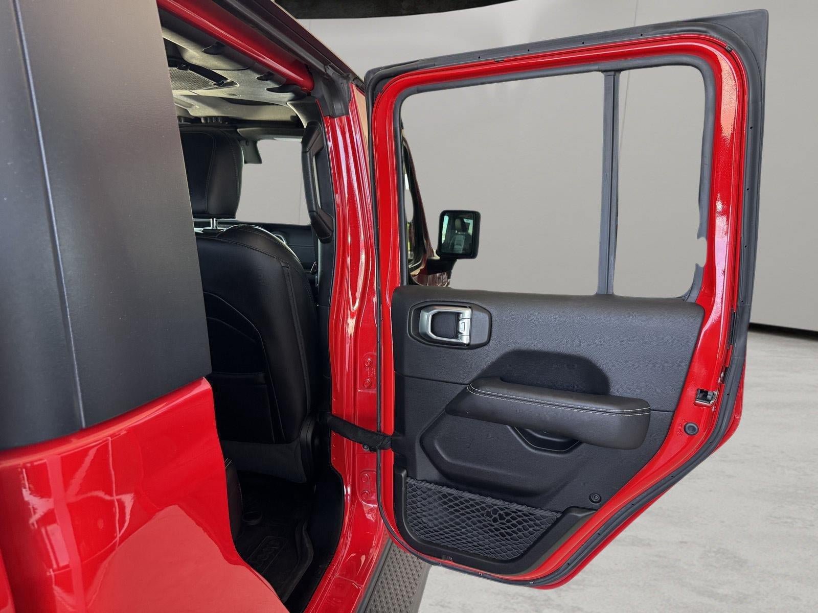 Used 2020 Jeep Gladiator Overland AWD/4WD image 27