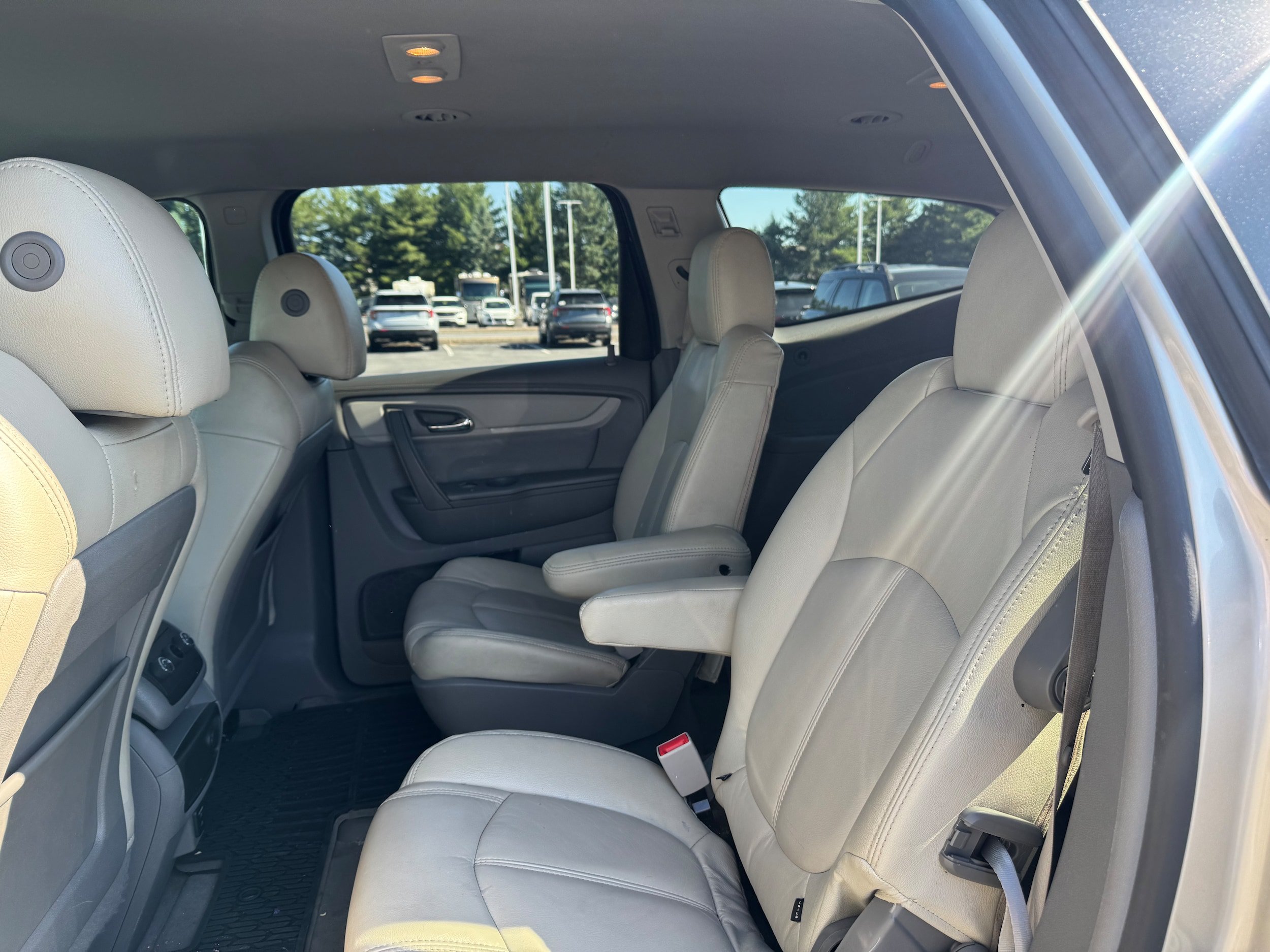 Used 2014 Chevrolet Traverse LT w/ All-Star Edition FWD image 8