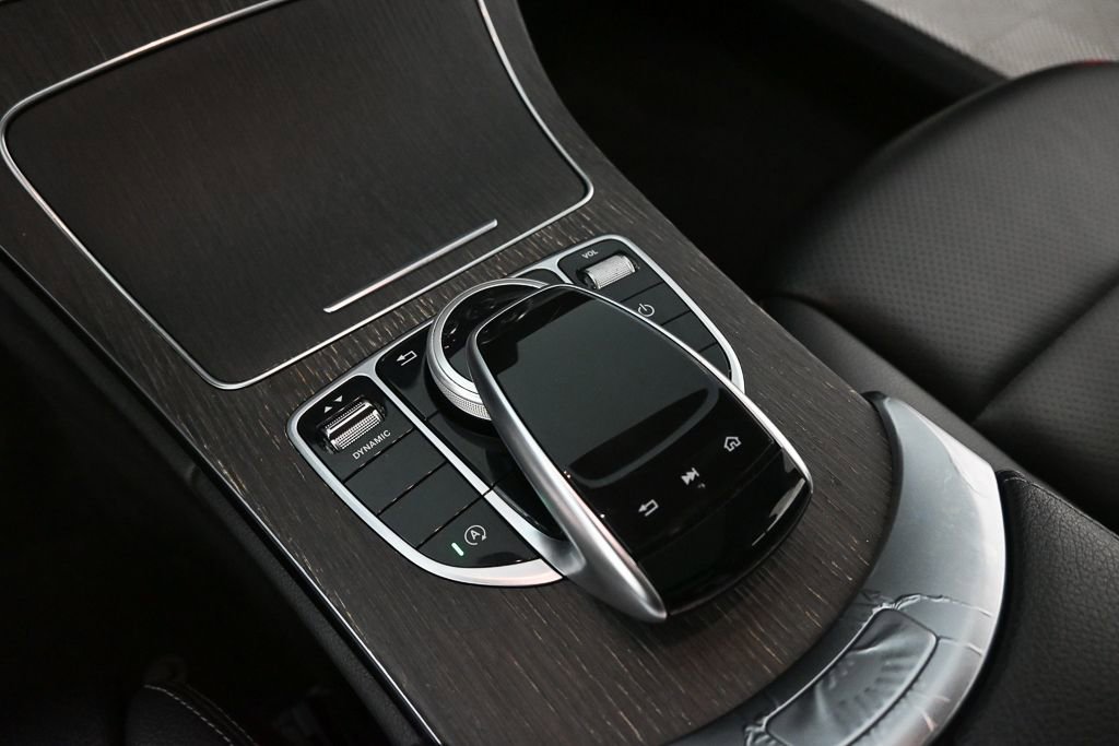 Certified 2019 Mercedes-Benz C 300 4MATIC Sedan image 18