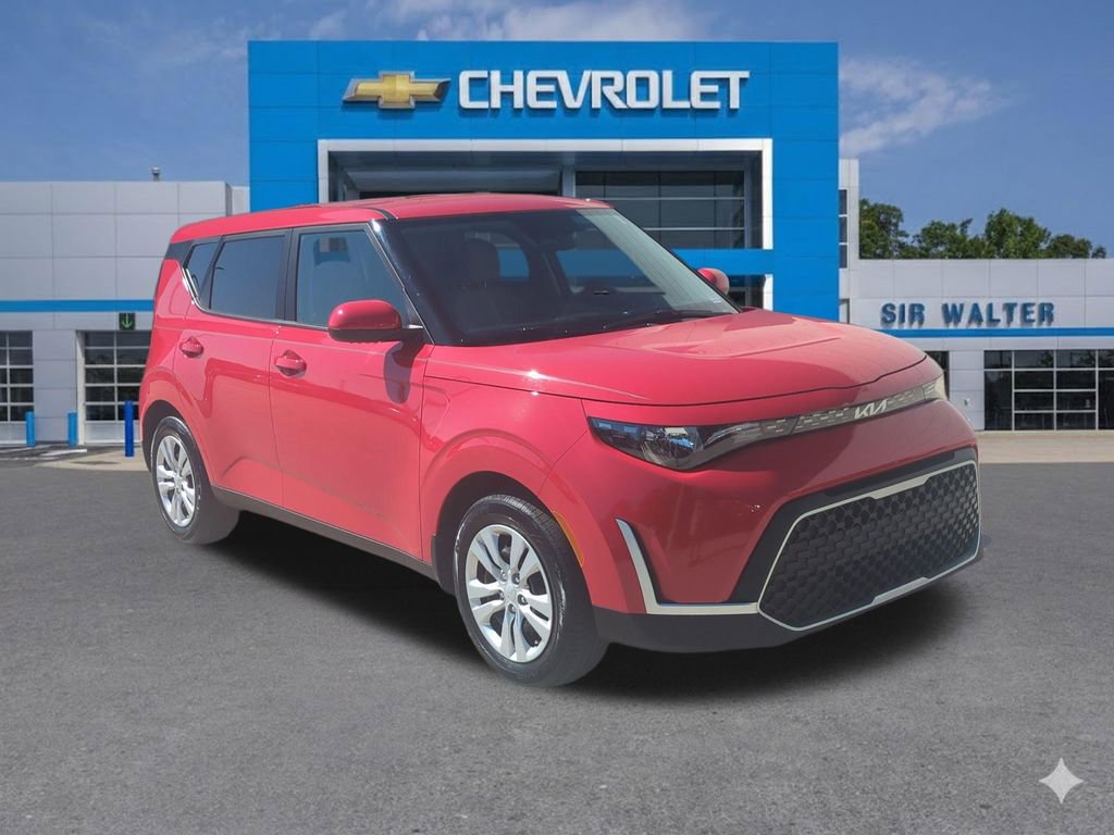 Used 2024 Kia Soul LX FWD image 8