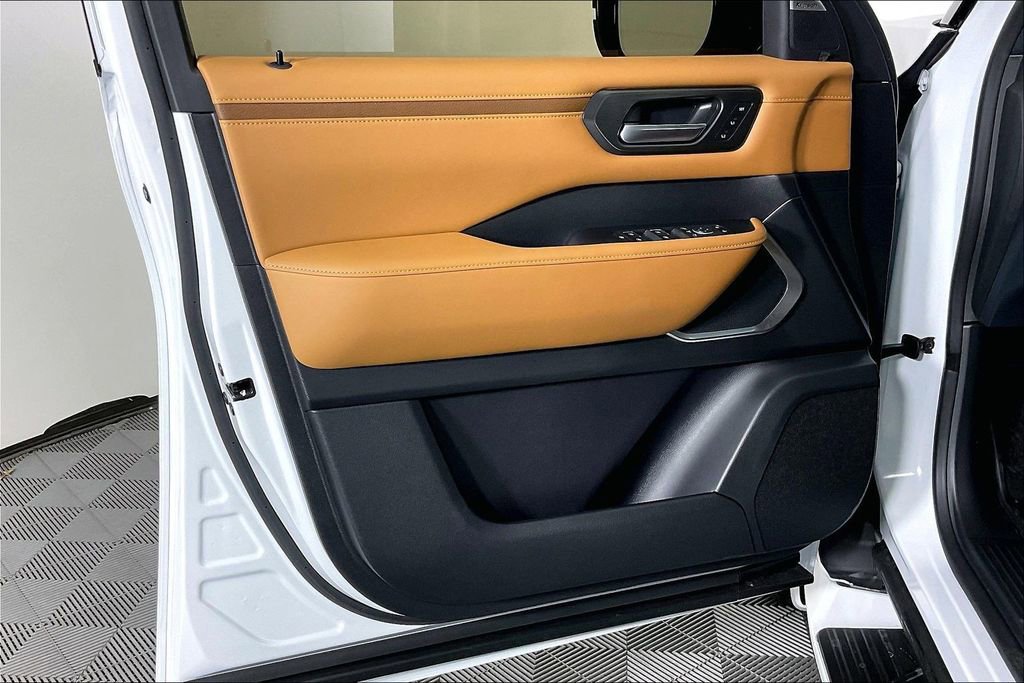 New 2026 Nissan Armada Platinum Reserve image 44