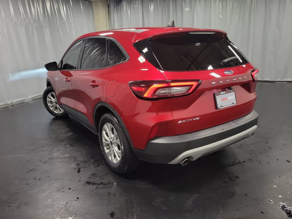 Used 2025 Ford Escape Active w/ Tech Pack #1 FWD image 6
