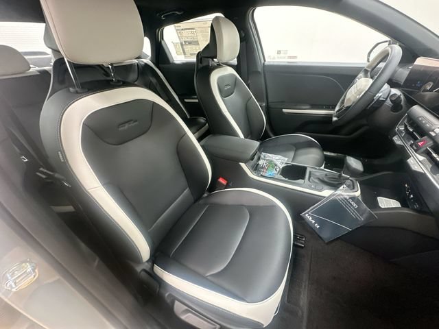 Certified 2026 Kia K4 GT-Line FWD image 27