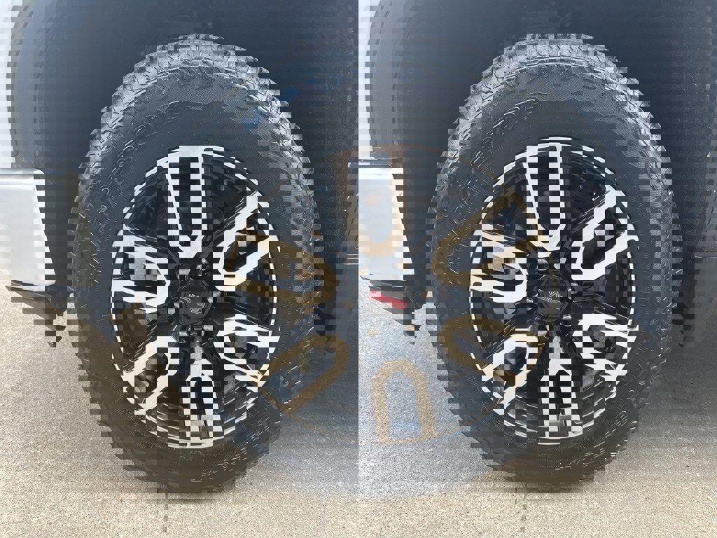 Used 2019 GMC Sierra 1500 AT4 w/ Driver Alert Package I image 7