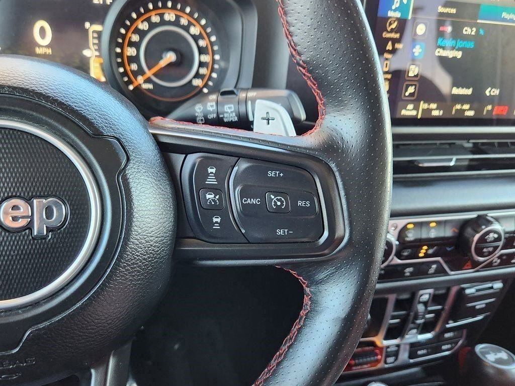 Used 2024 Jeep Wrangler Unlimited Rubicon 392 image 17