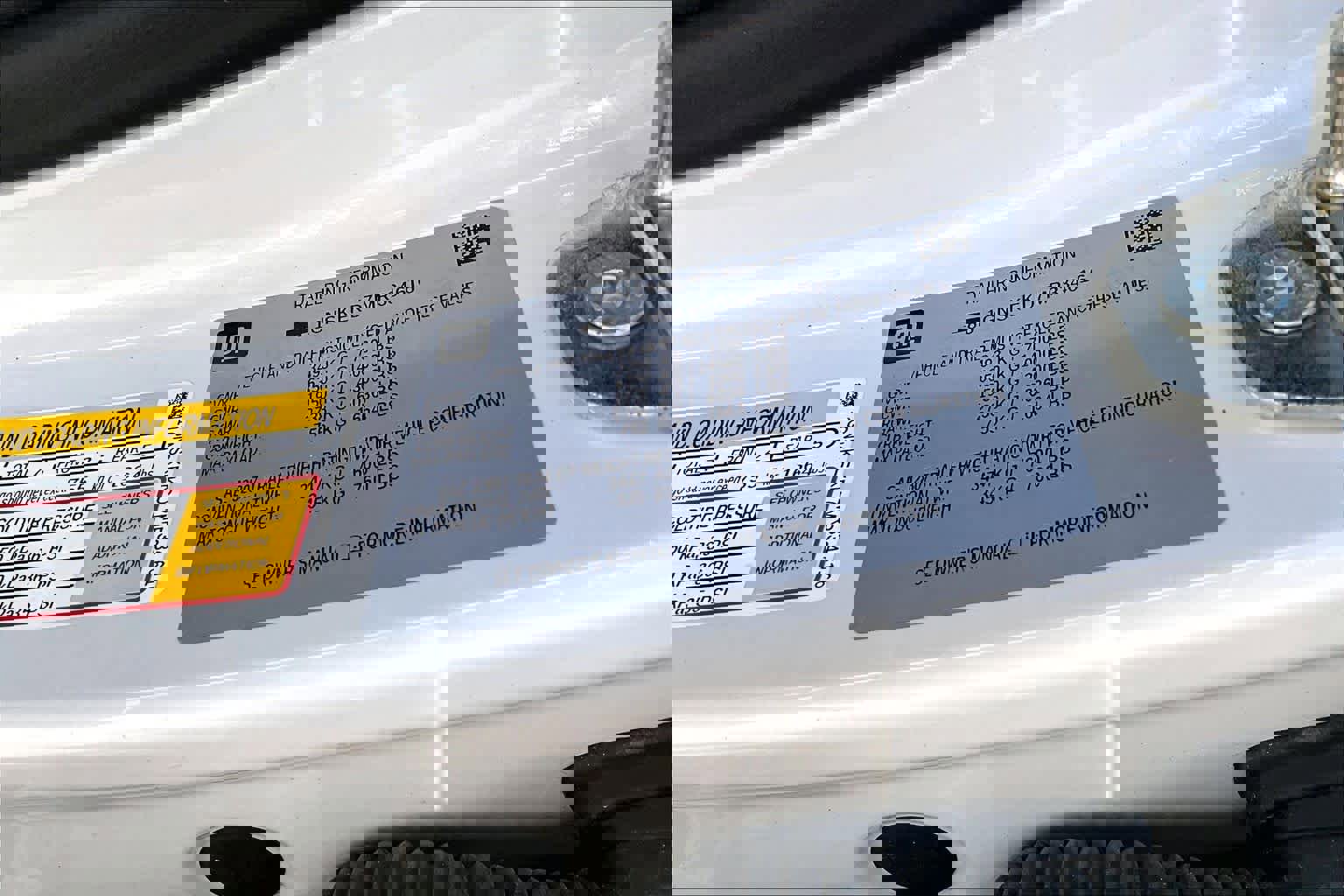 Used 2021 Chevrolet Suburban RST w/ Luxury Package image 34