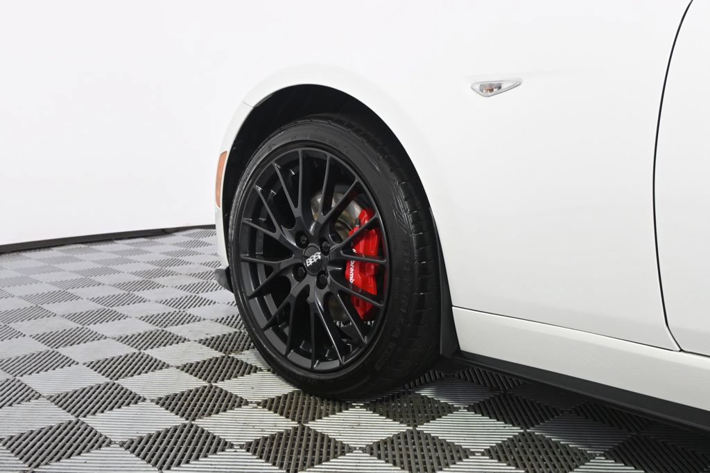 Used 2024 MAZDA MX-5 Miata RF Club RWD image 23
