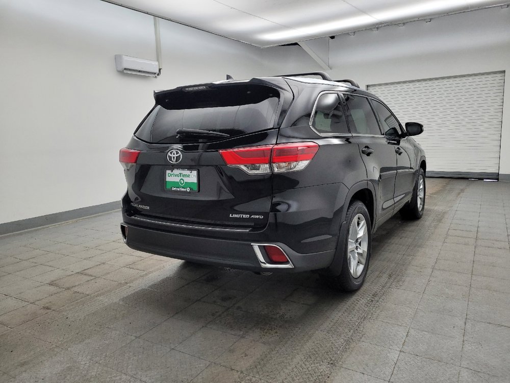Used 2019 Toyota Highlander Limited image 9