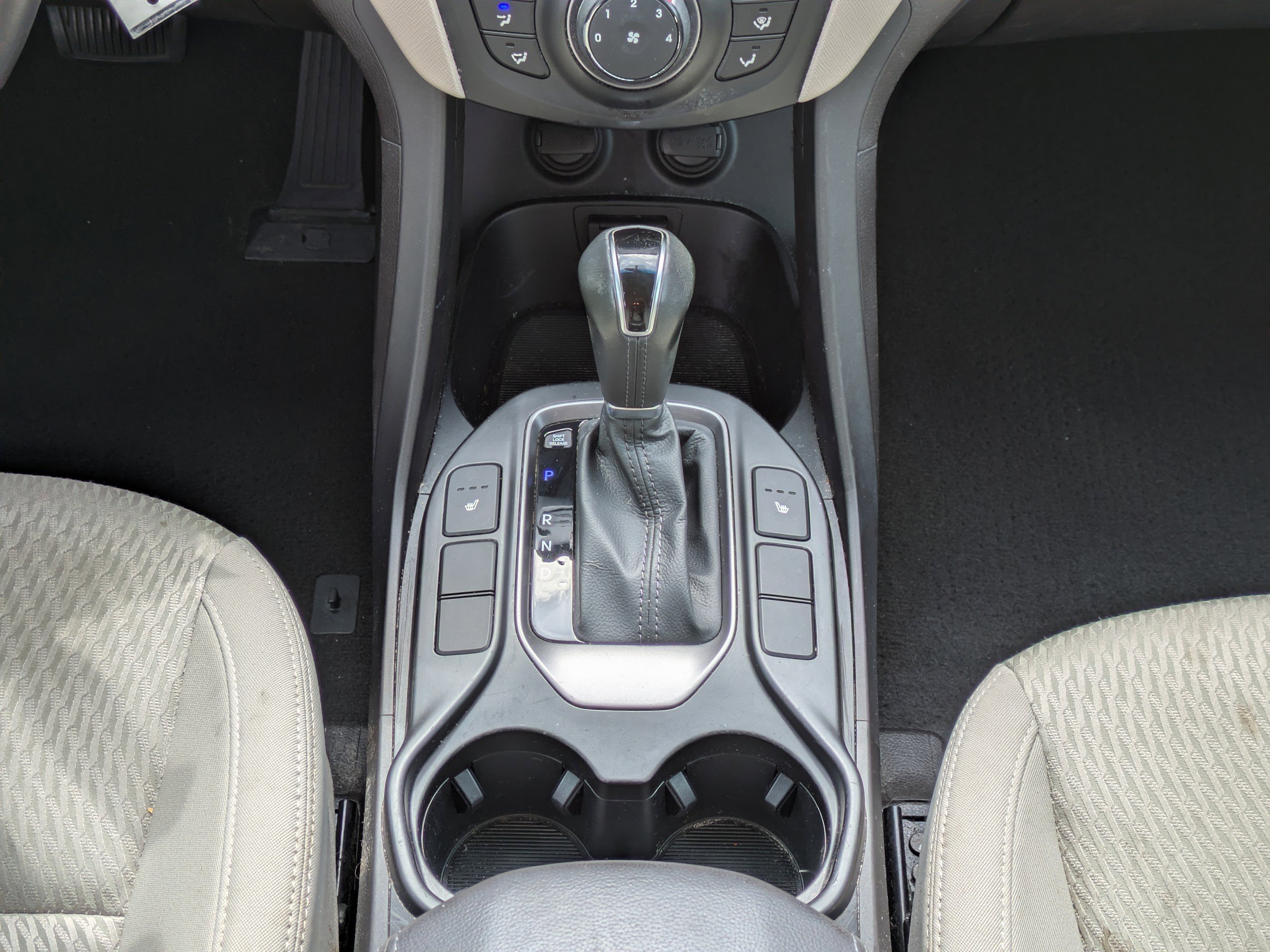 Used 2014 Hyundai Santa Fe GLS FWD image 21