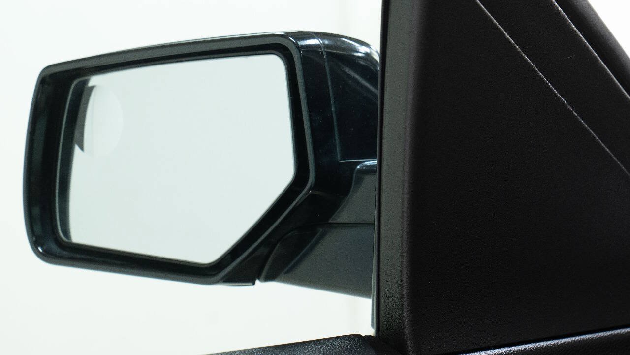 Used 2018 Chevrolet Tahoe LT RWD image 11