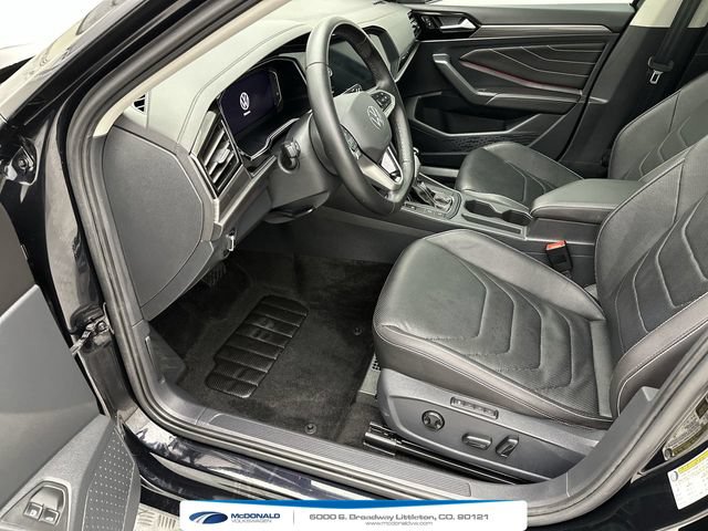 Used 2024 Volkswagen Jetta SEL FWD image 11