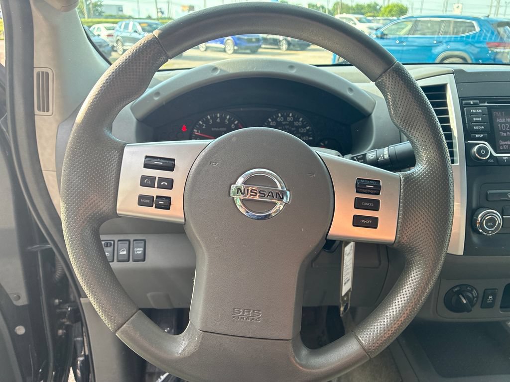 Used 2017 Nissan Frontier SV AWD/4WD image 12