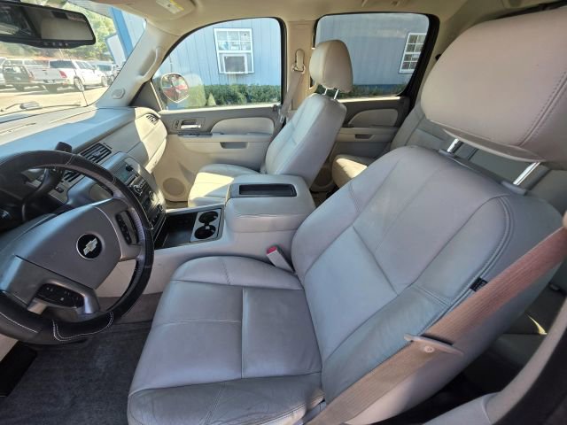 Used 2012 Chevrolet Avalanche LT w/ Suspension Package, Off-Road image 12