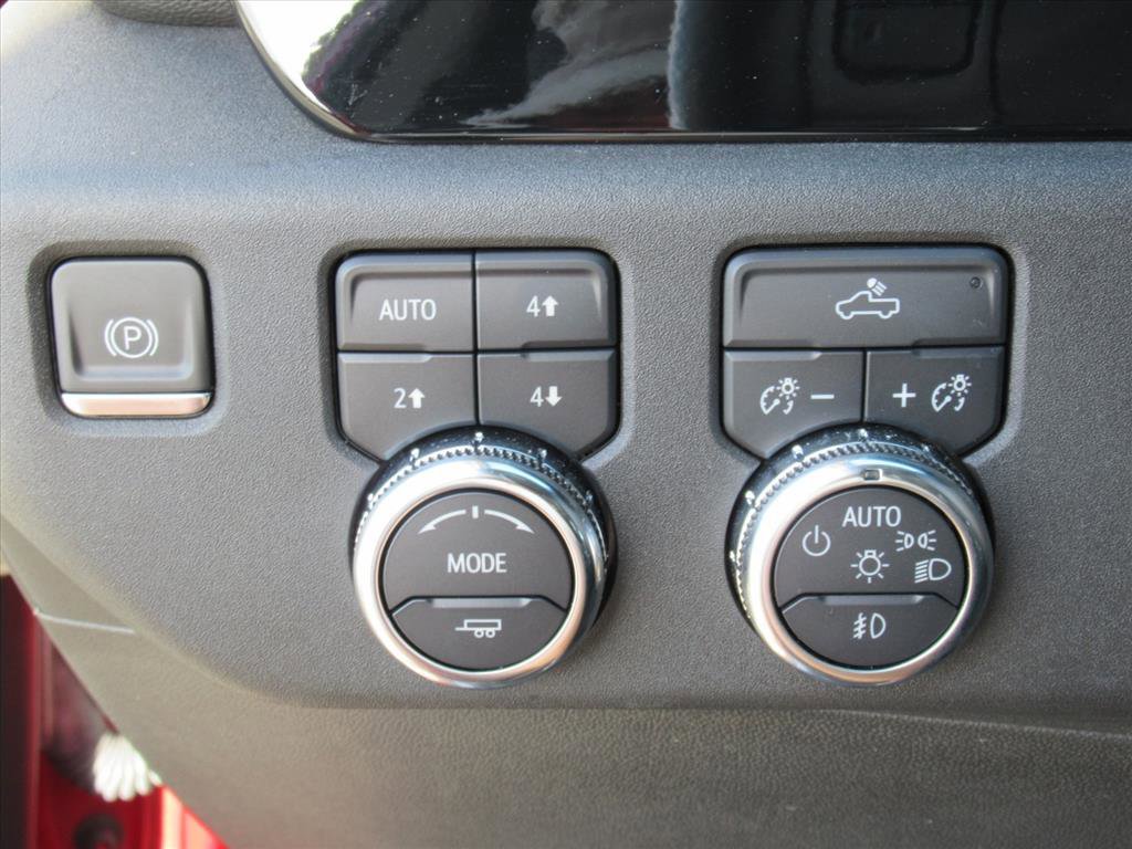 Used 2024 GMC Sierra 1500 Elevation image 17