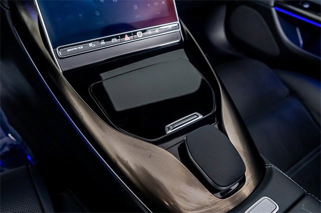 Used 2022 Mercedes-Benz SL 63 AMG 4MATIC w/ AMG Aerodynamic Package image 44