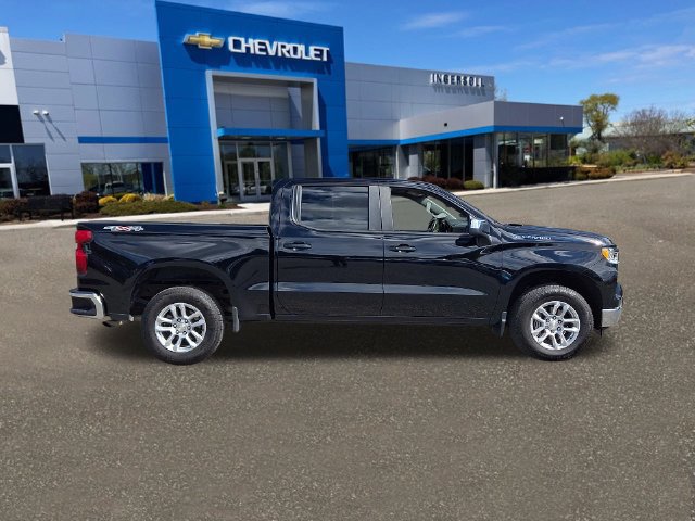 Used 2022 Chevrolet Silverado 1500 LT AWD/4WD image 28