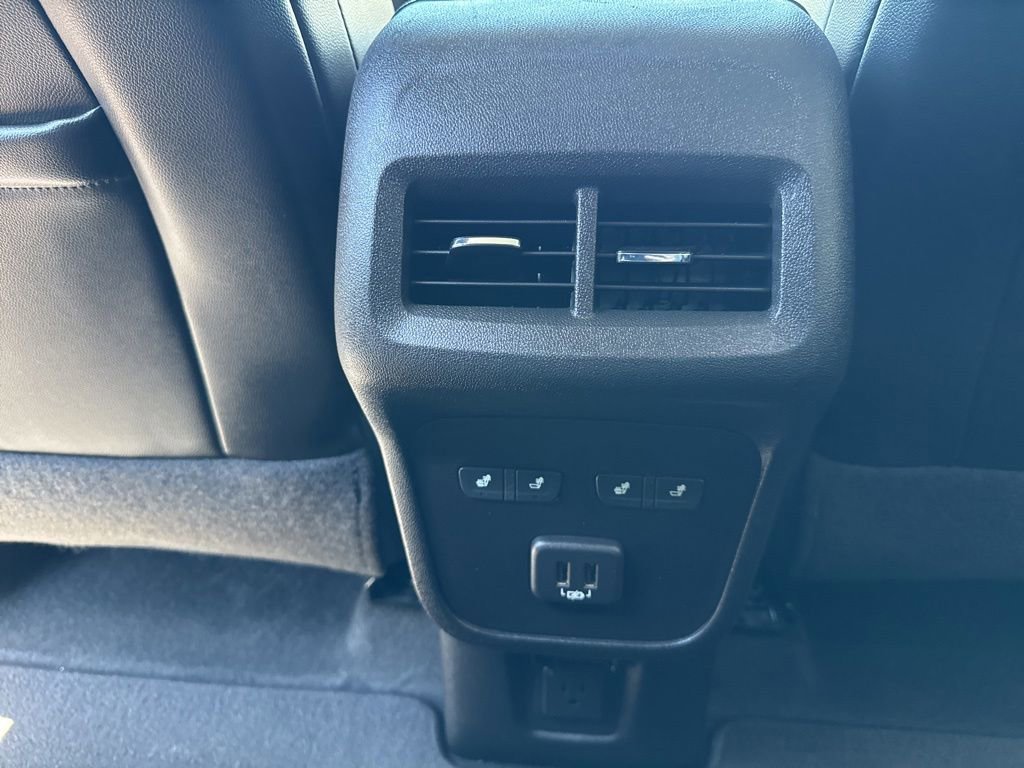 Used 2021 Chevrolet Equinox Premier FWD image 26