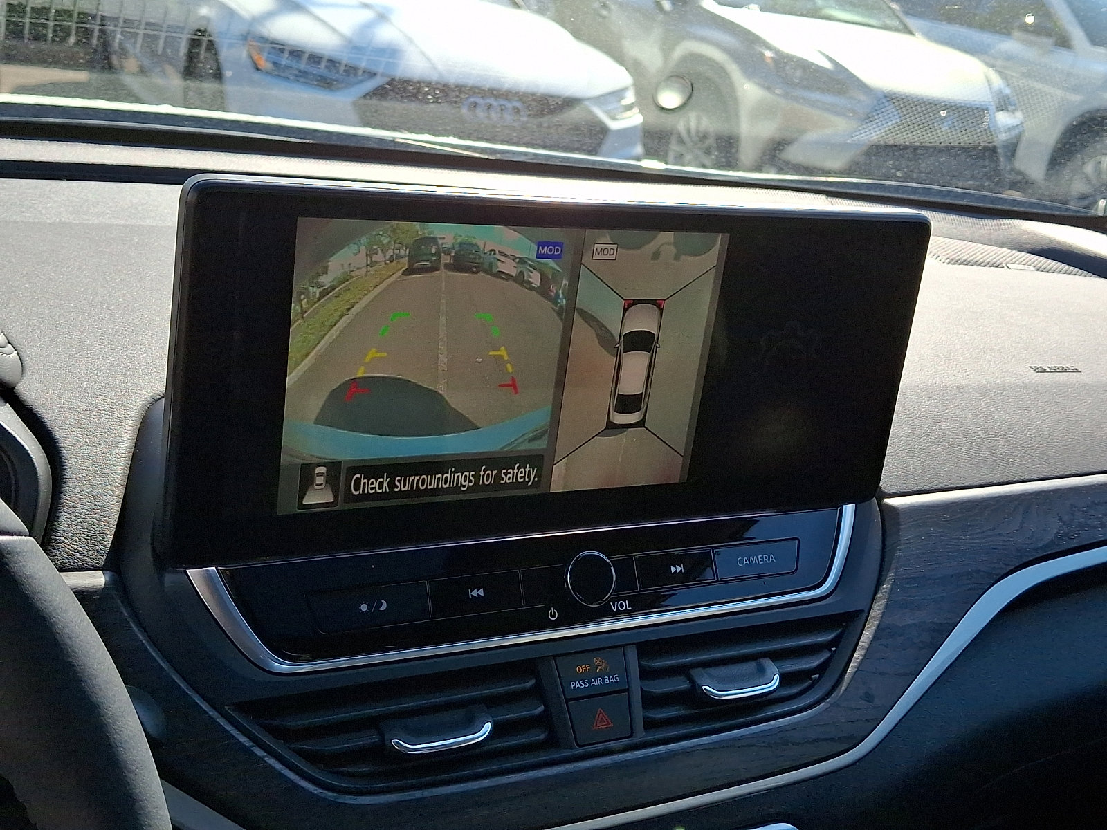 Used 2024 Nissan Altima 2.5 SL AWD/4WD image 18