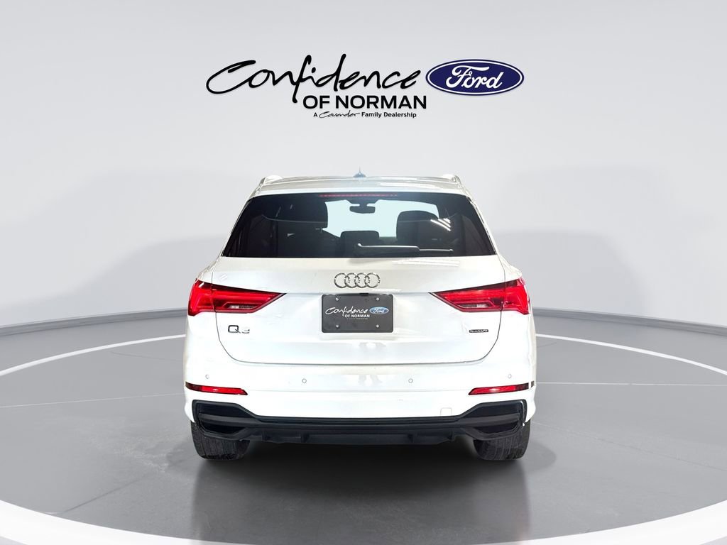 Used 2025 Audi Q3 2.0T Premium image 4