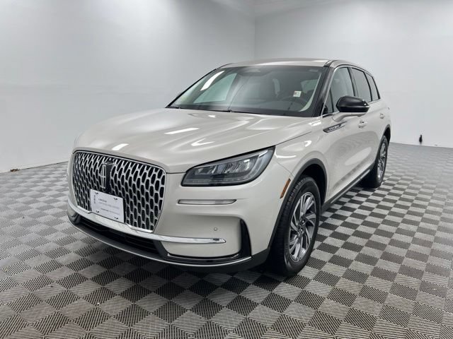 Certified 2023 Lincoln Corsair AWD w/ Equipment Group 101A image 2